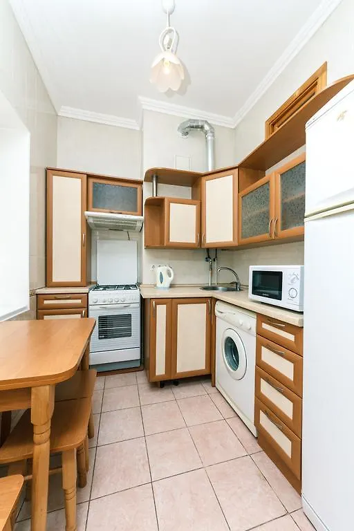 Apartment On Khreshchatyk 基輔